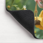 Meisje muis op een tuin schommel muismat (Hoek)