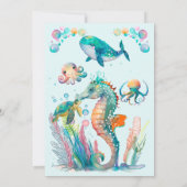 Meisje onder de uitnodiging voor de geboorte van h (Achterkant)