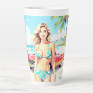 Meisje op het strand met een klassieke auto latte mok