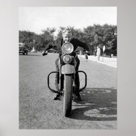 Meisje op motor, 1937. Oude foto Poster
