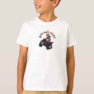 Meisje op Red Four Wheeler T-shirt