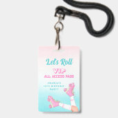 Meisje op rolschaatsen Roze en Blauwe Verjaardag V Badge (Front with Lanyard)