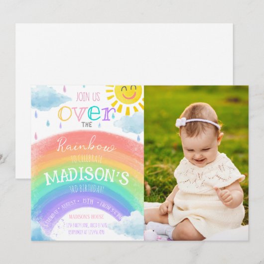 Meisje over de regenboog kleurrijke verjaardag fot kaart (Voorkant / Achterkant)