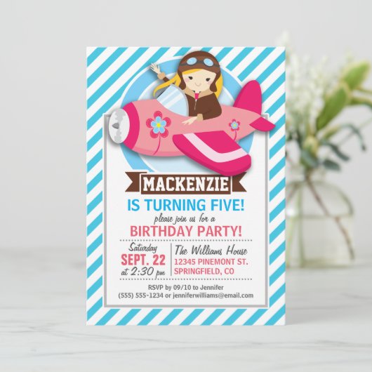 Meisje Piloot in Roze Vliegtuig; Blauwe & Witte St Kaart (Staand voorkant)