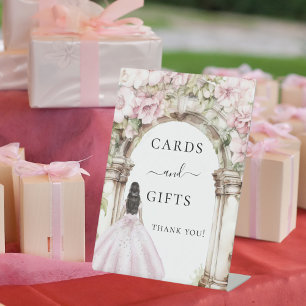 Meisje prinses jurk feest kaarten cadeaus bord reclamebord met voetstuk