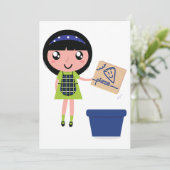Meisje Recycling Pizza Box Fun Eco-vriendelijk Kaart (Staand voorkant)