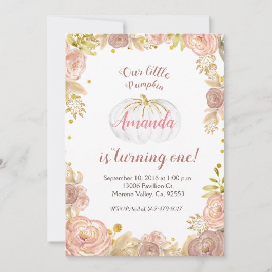 Meisje Roze Onze Pompoen draait één Uitnodiging (Voorkant)