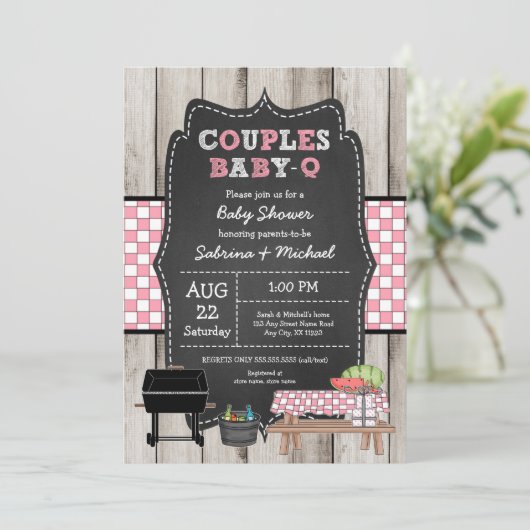 Meisje rustiek hout koppels Baby Q douche uitnodig Kaart (Staand voorkant)