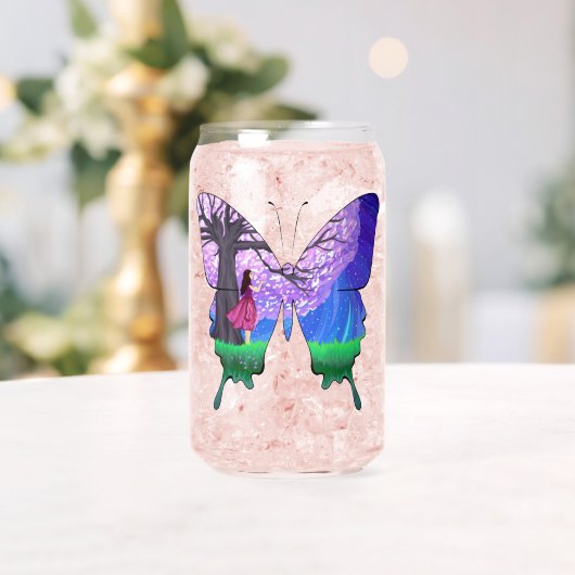 Meisje 's nachts in vlindervorm blikvorm glas (Insitu (Huwelijk))