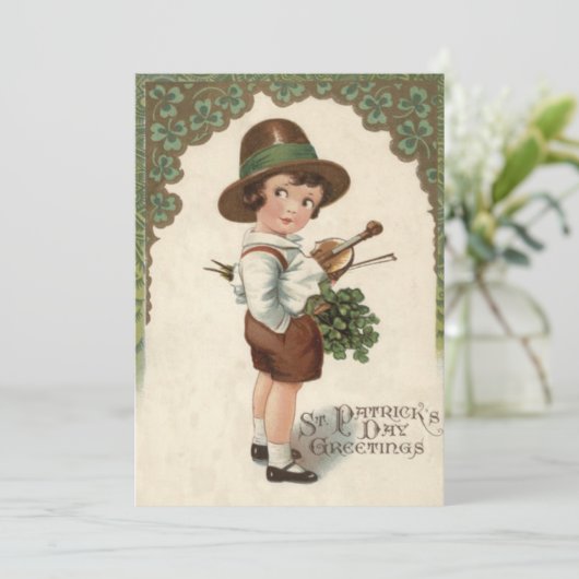 Meisje Shamrock Viool St Patrick's Day Kaart (Staand voorkant)