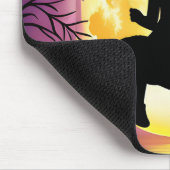 Meisje silhouet op boom met maan muismat (Hoek)