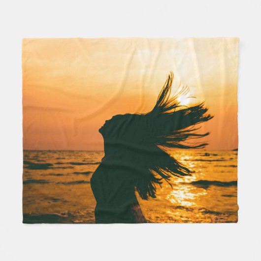 Meisje silhouet, zee zonsondergang, vrijheid. fleece deken (Voorkant (Horizontaal))