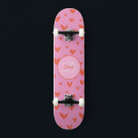 Meisje Skateboard Monogram en Naam<br><div class="desc">Maak dit Meisje Skateboard Monogram en Naam je eigen door je tekst toe te voegen. Om toegang te krijgen tot geavanceerde bewerkingsfuncties ga je naar "Personaliseer deze template" en klik op "Details", scroll naar beneden en klik op de "klik om verder aan te passen" link. Perfect voor elke viering en...</div>