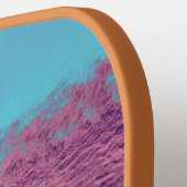 Meisje surfen bij zonsondergang pickleball paddle (Links Detail)