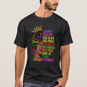 Meisje van juni Ze speelt en bidt juni 2010 T-shirt