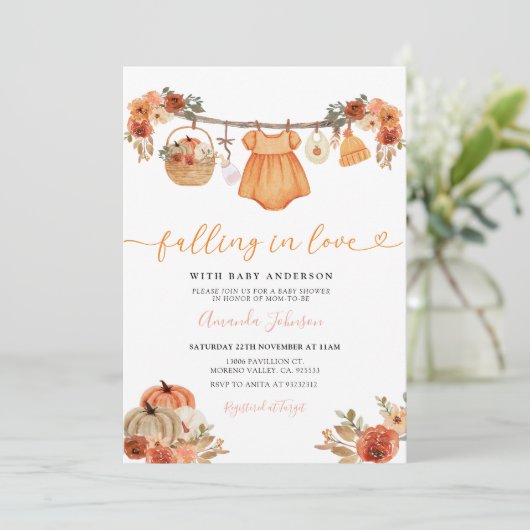 Meisje verliefd op kleding Baby shower Kaart (Staand voorkant)