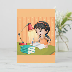 Meisje werkt op een bureau kaart