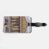 Meisje zit voor het Pantheon in Rome. Bagagelabel (Achterkant horizontaal)