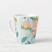 Meisjes botanisch Gepersonaliseerd blauw en roze e Latte Mok (Linkerhoek)