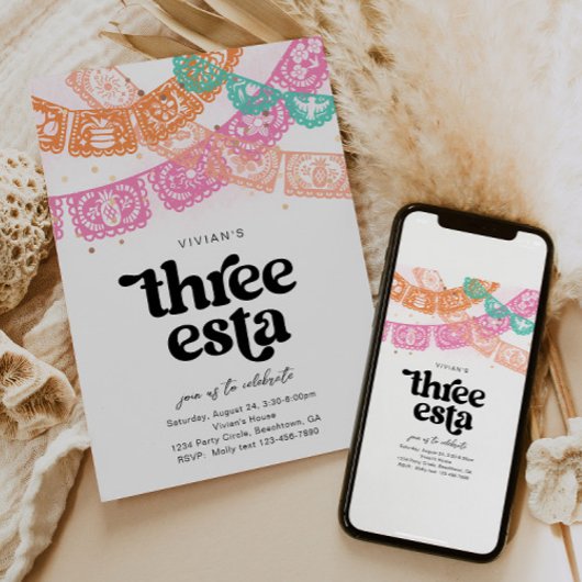 Meisje's Drie Esta Verjaardag uitnodiging