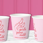 Meisjes Gone Mild Hand Getrokken Low-Key Bachelore Papieren Bekers<br><div class="desc">Houd de vibes gezellig en chique met deze "Girls Gone Mild" vrijgezellenfeest papieren bekers! Ze zijn ontworpen voor een low-key feest en hebben handgetekende chique poten in wollen sokken, een zacht blozend roze en rood kleurenpalet en een handgeschreven lettertype voor een moeiteloos stijlvolle touch. Personaliseer met de naam van de...</div>