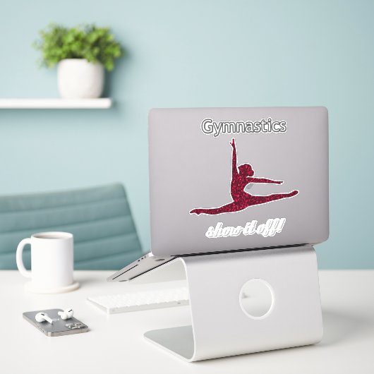 Meisjes Gymnastiek ontmoeten "Show het af" Sticker (Laptop op bureau)