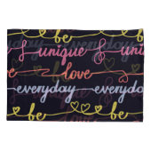 Meisjes hart, woorden naadloos patroon. kussensloop (Achterkant)