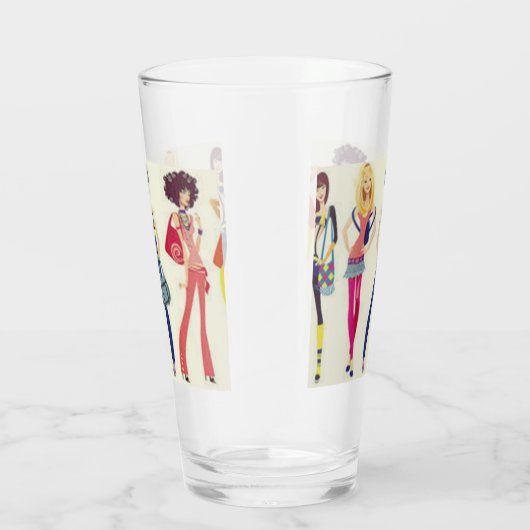 **MEISJES HEBBEN GEWOON GEWELD** TUMBLER (Rechts)