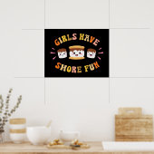 Meisjes hebben nog grappiger Kawaii Camping Smores Poster (Keuken)
