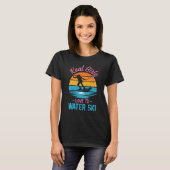 Meisjes houden van waterskiën waterskiër waterskië t-shirt (Voorkant volledig)