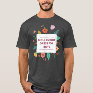 Meisjes houden zich niet druk om jongens die femin t-shirt