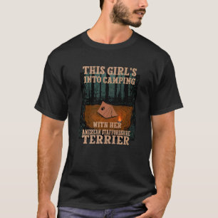 Meisjes in de strijd met haar Amerikaanse Stafford T-shirt