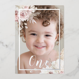 Meisjes / Jongens Blush Witte Bloem 1e Verjaardag Folie Uitnodiging