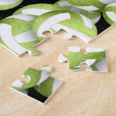 Meisjes kalkgroen witvolleybalpatroon legpuzzel (Zijkant)