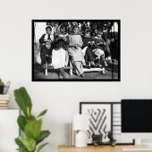 Meisjes Knitting in Albanië 1923 Poster (Thuiskantoor)