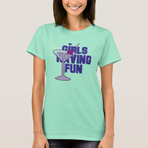 Meisjes met Fun Bachelorette Tshirts en cadeaus