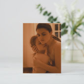 Meisjes met liefdesfoto briefkaart (Staand voorkant)