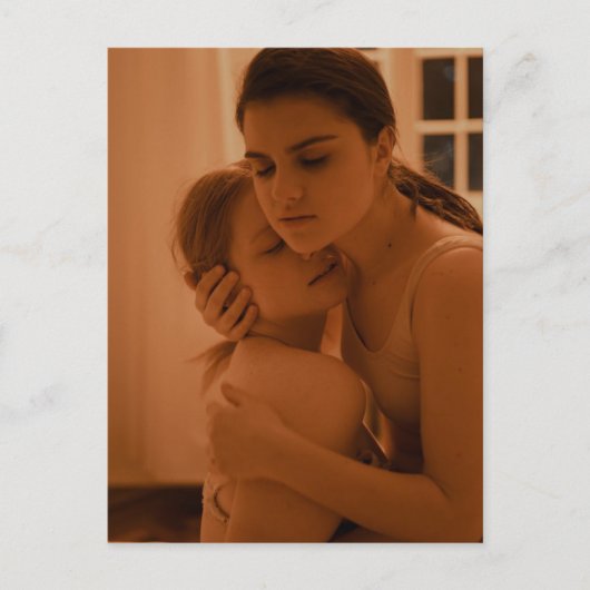 Meisjes met liefdesfoto briefkaart (Voorkant)