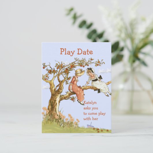 Meisjes op afspeeldatum Uitnodiging  meisjes (Staand voorkant)