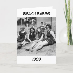 Meisjes op de strand, begin jaren 1900 kaart