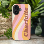 Meisjes Retro  Wave Persoonlijke naam iPhone 16 Hoesje<br><div class="desc">Girly Retro Wave Personalized Name iPhone 16 Phone Cases is voorzien van een retro golf in de kleuren roze, sinaasappel en wit met uw persoonlijke naam in een stijlvol, trendy script met accenten. Personaliseer door de tekst in het bijgeleverde tekstvak te bewerken. Perfect voor verjaardagen, kerst, Moederdag, baby showers, vrijgezellenfeesten,...</div>