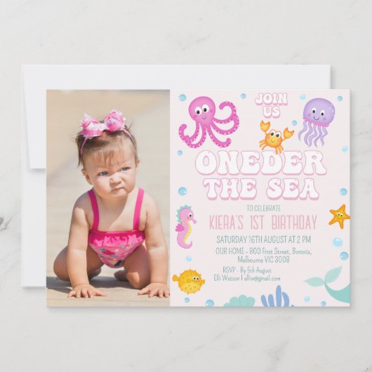 Meisjes Roze Foto Oneder het Zee 1e Verjaardag Kaart (Voorkant)