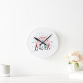 Meisjes roze regenboogschrift gepersonaliseerd mod ronde klok (Huis)