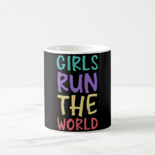 Meisjes runnen de wereld feministisch koffiemok