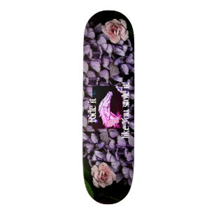 Meisjes skateboard met paard, bloemen