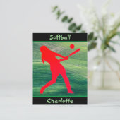 Meisjes Softball Batter op groen Briefkaart (Staand voorkant)