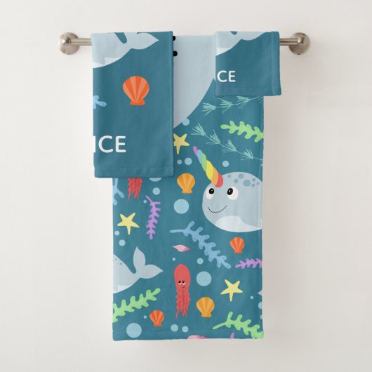 Meisjes Trendy en Modern Narwhal Pattern Name Kind Bad Handdoek (Insitu)