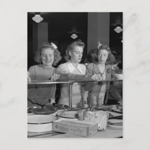 Meisjes van de middelbare school, jaren 1940 briefkaart