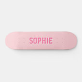 Meisjes Varsity Roze Skateboard Persoonlijke Naam (Horizontaal)