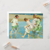 Meisjes Wandelen in Water bij de kust bij een stra Kaart (Voorkant / Achterkant in situ)
